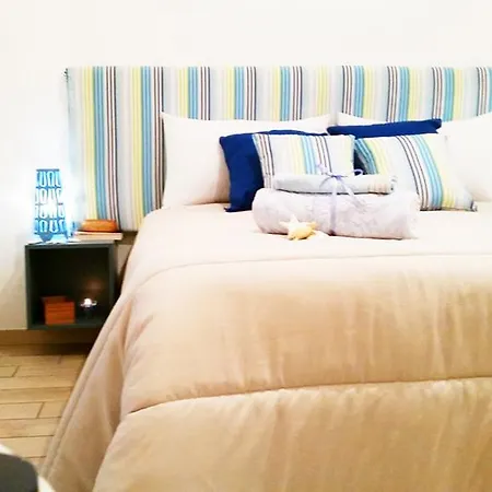 Duomo Station Bed & Breakfast Naples