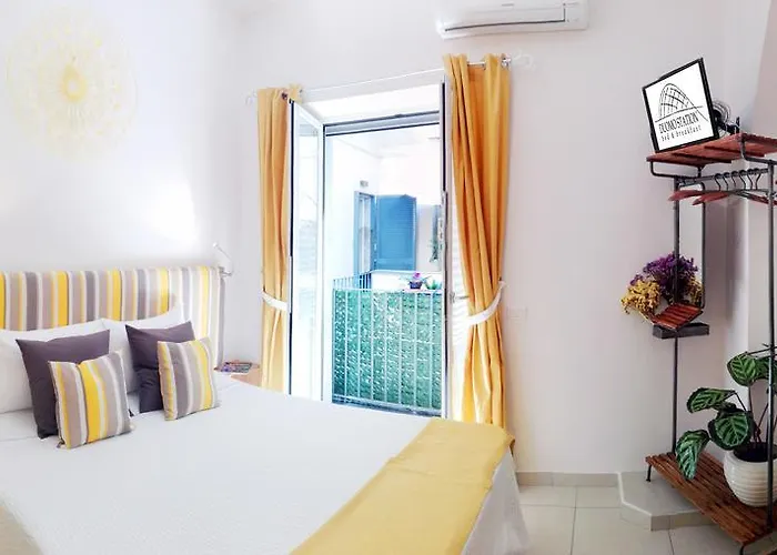 Duomo Station 3* Napoli