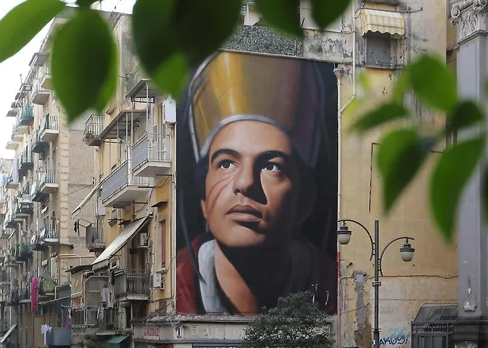 Couette-café Duomo Station Naples