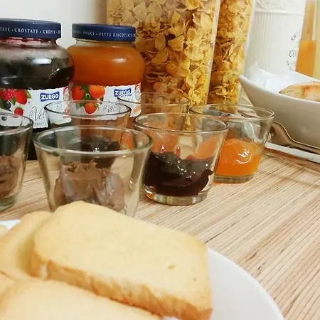 Bed & Breakfast Duomo Station Neapol